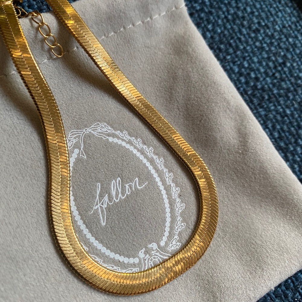 Fallon Liquid Herringbone Anklet